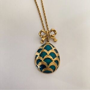 Vintage Avon Bow Easter Egg Pendant Necklace